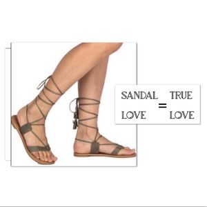 Theola Vegan NWOB Gladiator Sandals